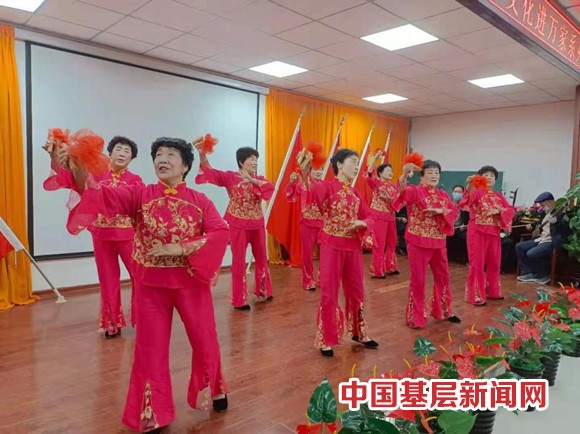 木垒镇开展学党史 守初心“我们的中国梦”——文化进万家活动