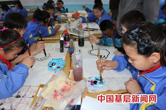 木垒县第三小学“三融合”推动铸牢中华民族共同体意识在校园生根发芽  