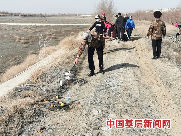 河道清理，我们在行动