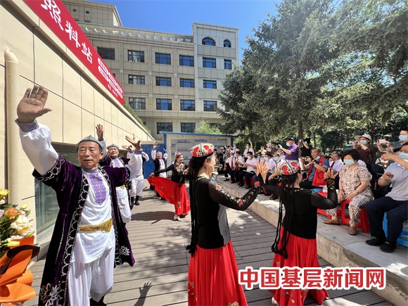 新疆军旅康养老年日间照料站又添新成员，助力社区老年人幸福生活