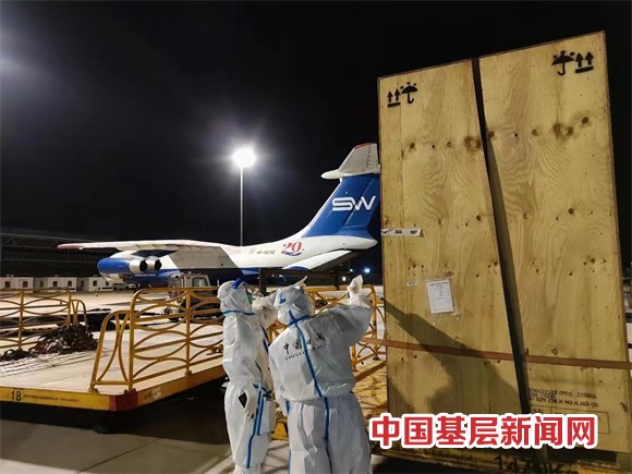 乌鲁木齐地窝堡空港口岸复航阿塞拜疆巴库市货运包机航线 助力一带一路繁荣发展