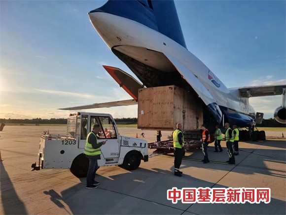 乌鲁木齐地窝堡空港口岸复航阿塞拜疆巴库市货运包机航线 助力一带一路繁荣发展