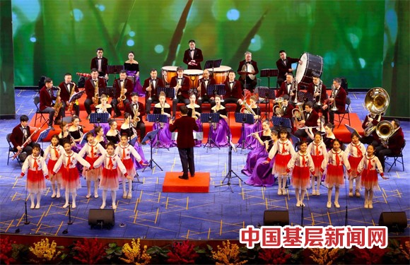 新疆洛浦：举办2023年新春音乐晚会