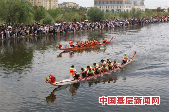 二二二团以“非遗”项目为媒举办第七届端午龙舟  文化旅游节