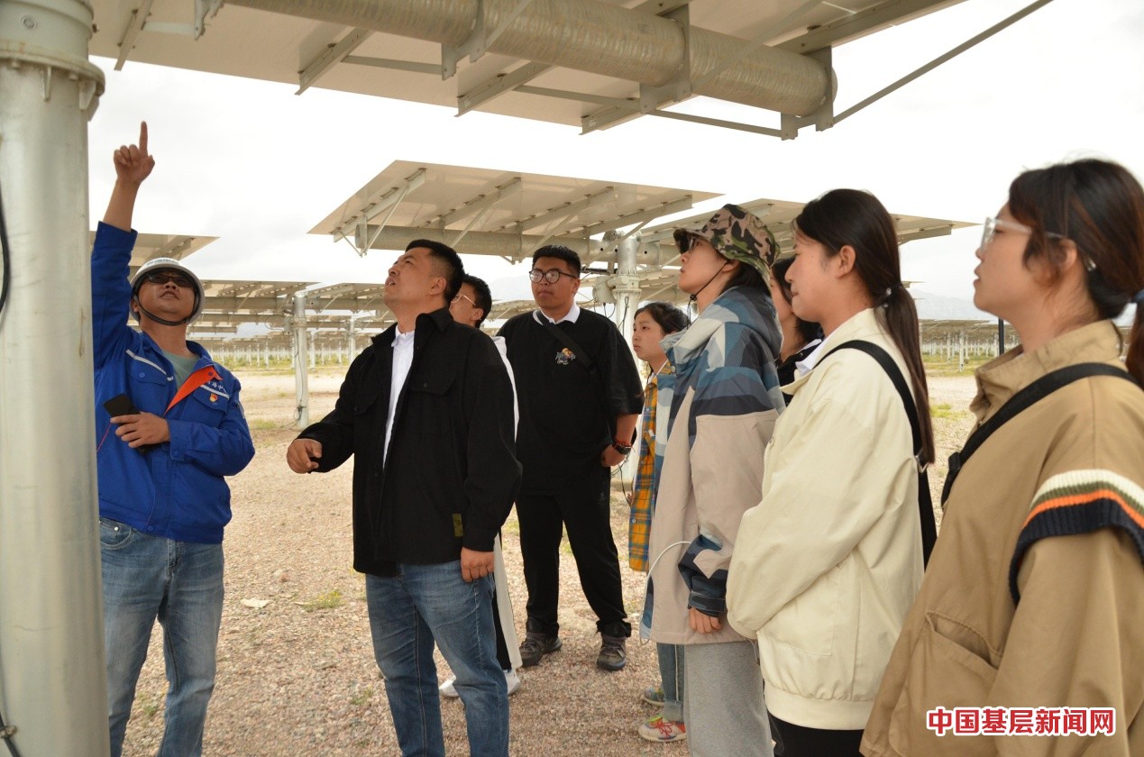 北方民族大学“田野青春·乡村新颜”发展成就观察团赴德令哈市柯鲁柯镇开展2023年暑假“三下乡”社会实践活动