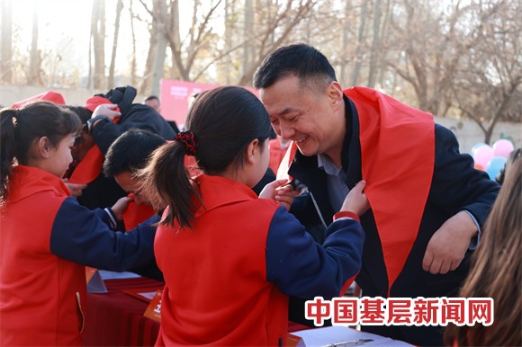 平安人寿新疆分公司“与平安相伴，与希望同行”平安希望小学捐赠暨支教启动仪式圆满结束