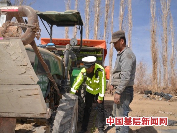新疆和硕：警务围着农事转 服务跟着需求走